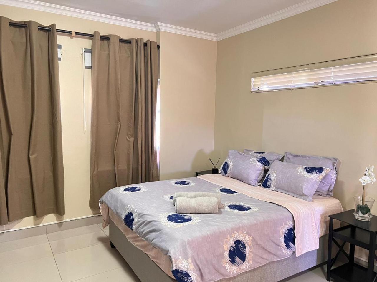 Pemba'S Residence Cape Town Exterior photo