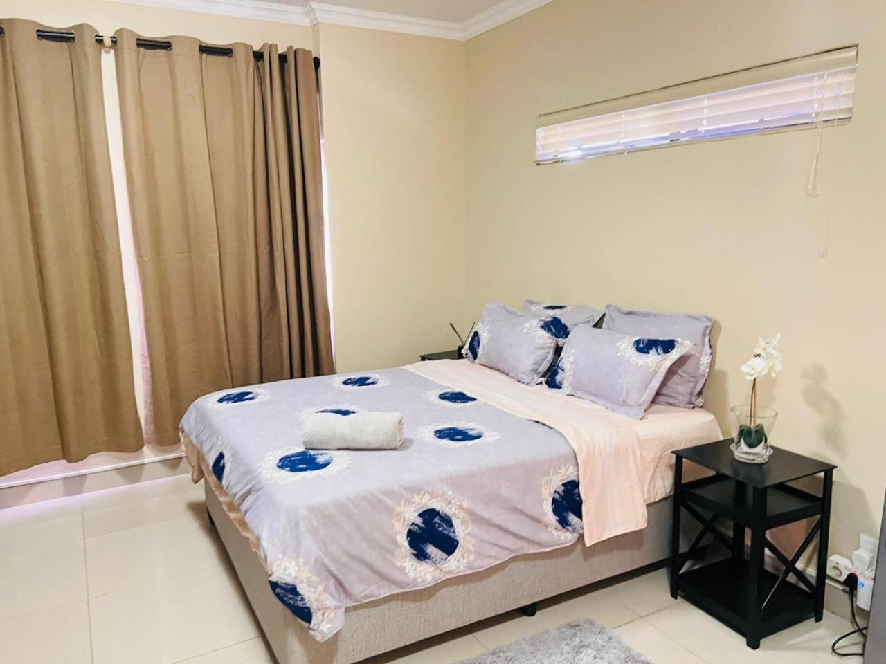 Pemba'S Residence Cape Town Exterior photo