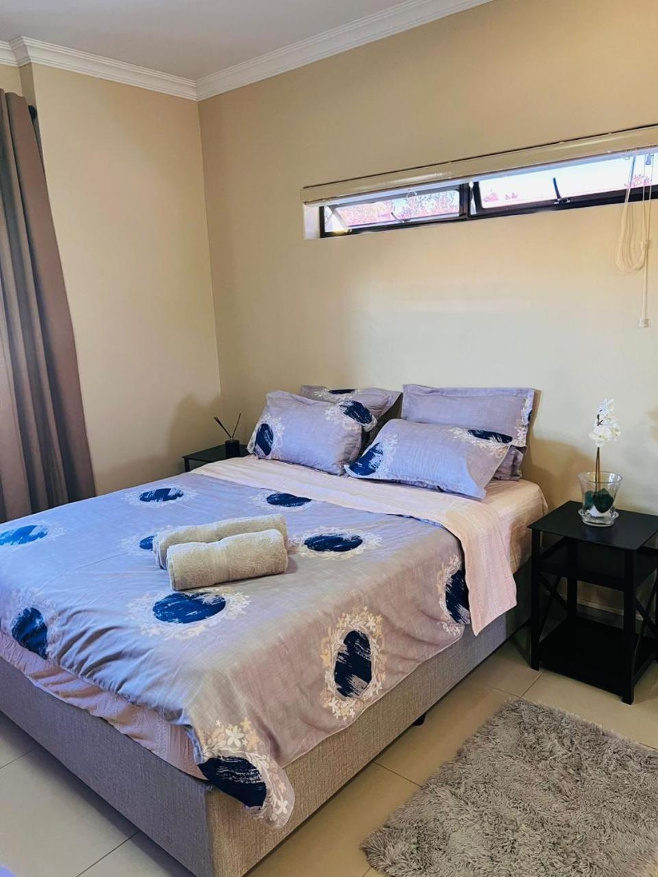 Pemba'S Residence Cape Town Exterior photo