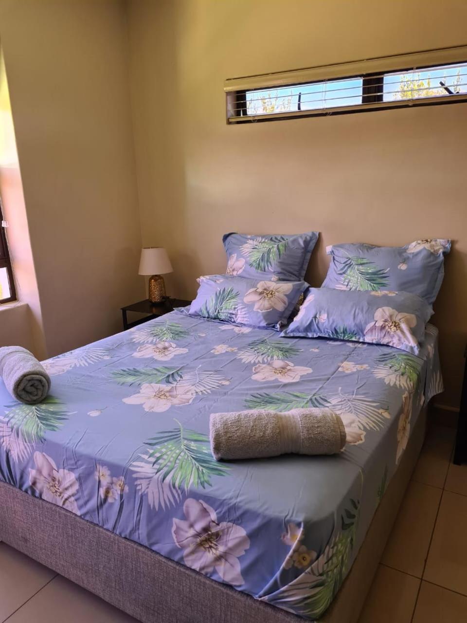 Pemba'S Residence Cape Town Exterior photo